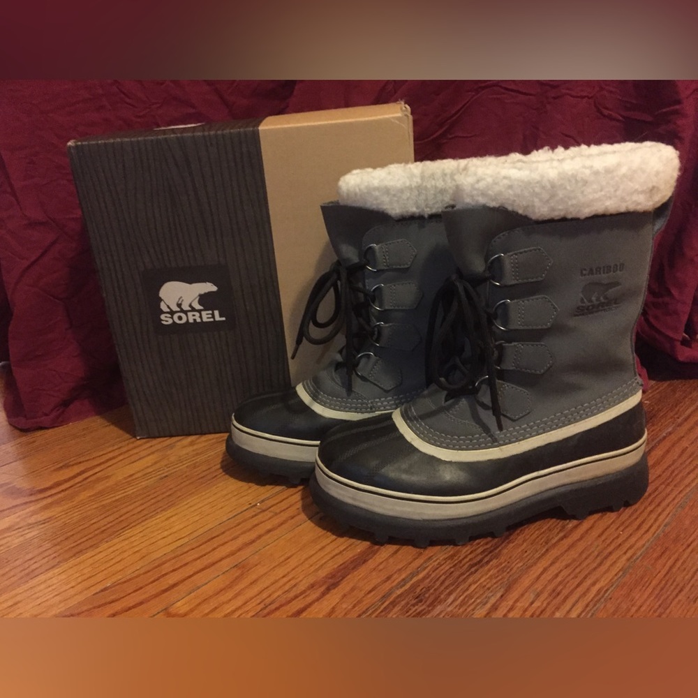 Sorel Caribou snow boots. Women’s size 9